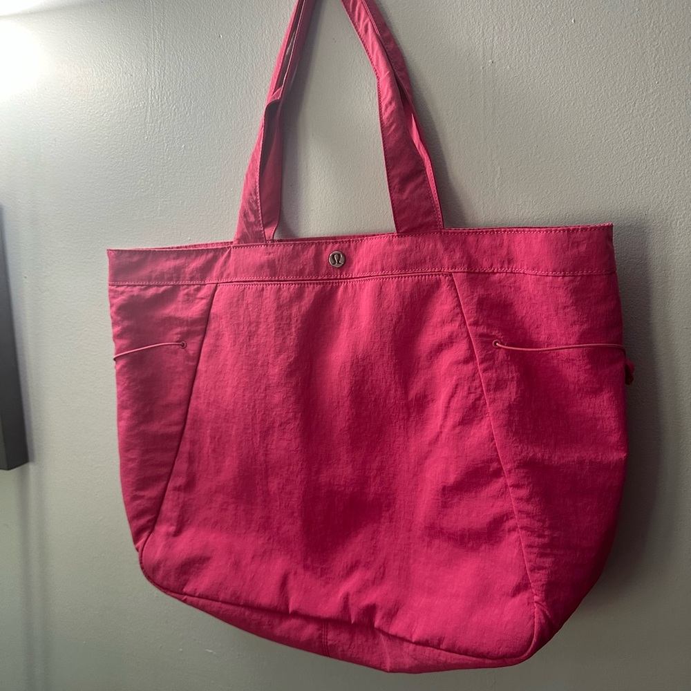 Lululemon Athletica Cinch Tote